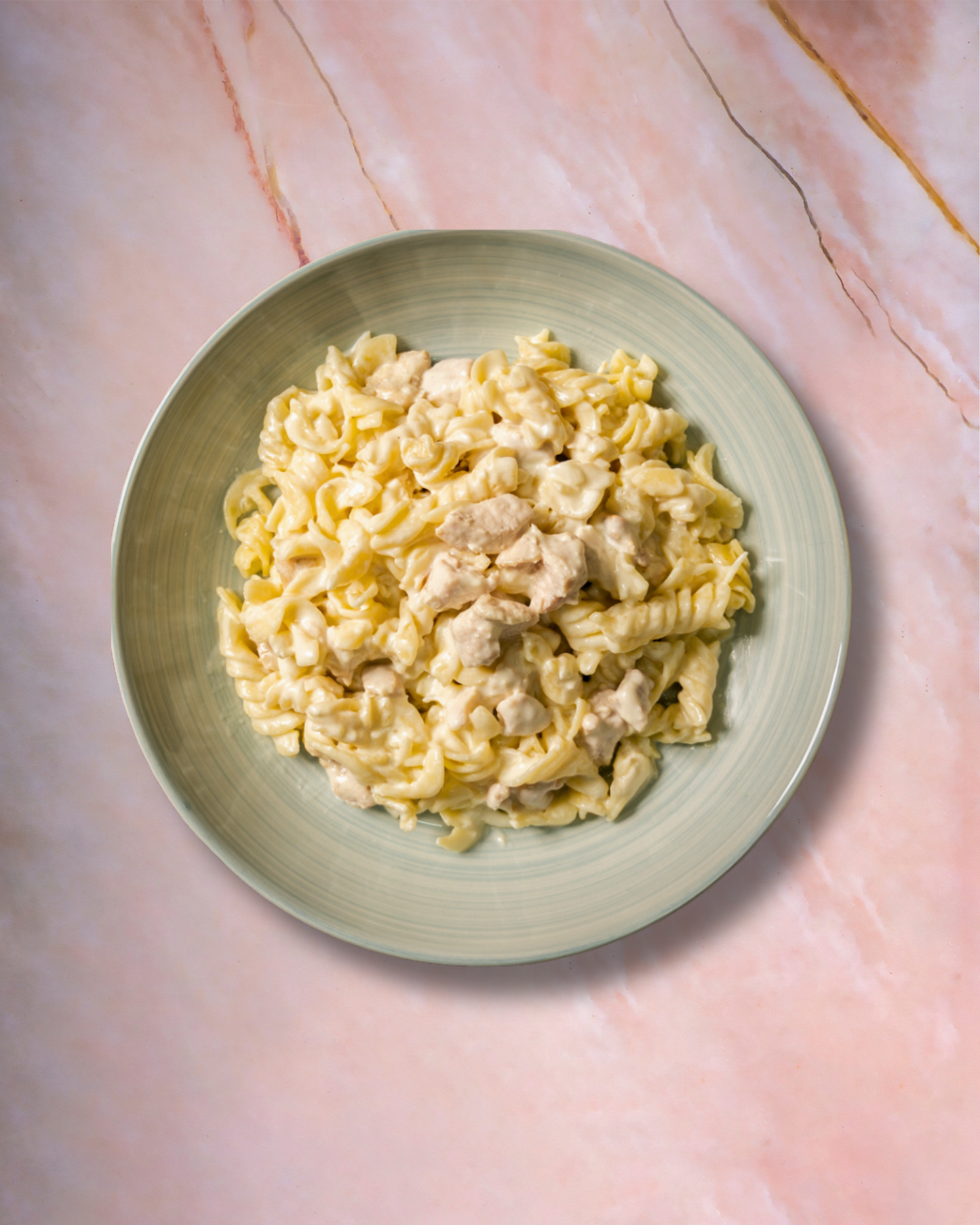 Pasta con Pollo y Crema