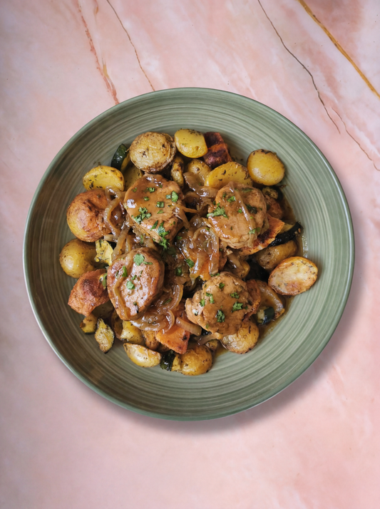 Solomillo de Cerdo Encebollado con Patatas Panaderas