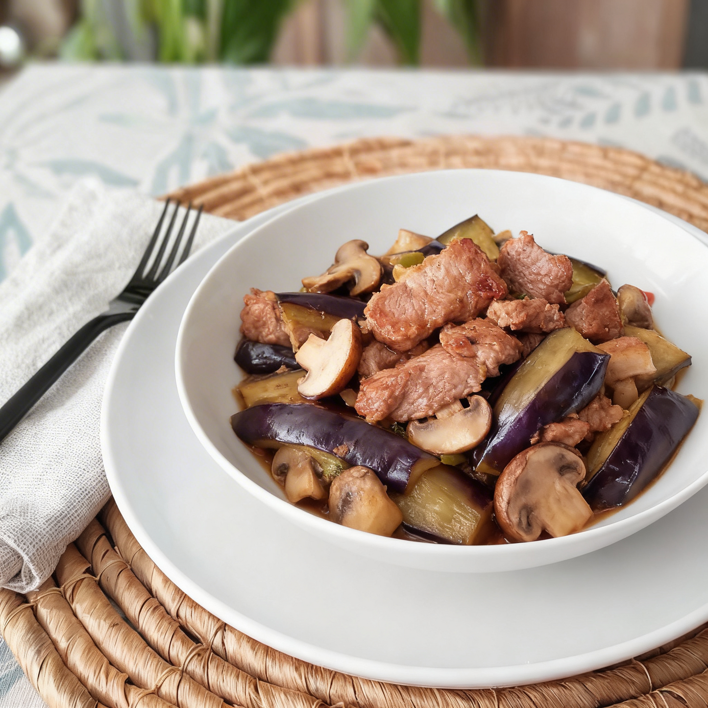 Estofado de Cerdo con Champiñones y Berenjenas